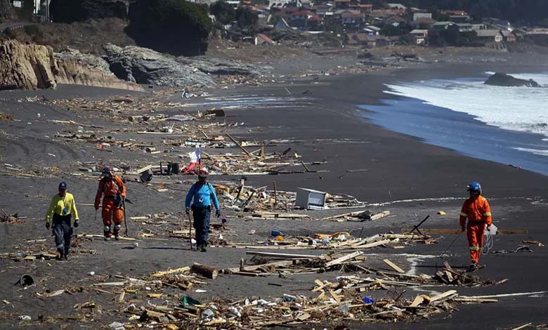 Un puissant séisme frappe la côte californienne et les autorités mettent en garde contre un "tsunami"