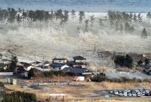 Des vagues de tsunami frappent la préfecture de Miyazaki au Japon