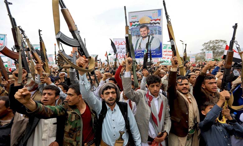 Le leader des Houthis admet le soutien iranien et menace Israël