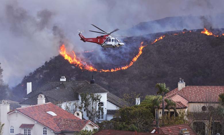 Les incendies de Los Angeles : Nouveaux détails sur les taux de confinement et les efforts de reconstruction