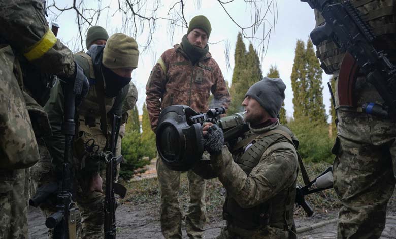 Arrêt du soutien américain : Scénarios dangereux pour l’Ukraine face à la Russie