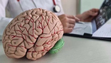 3 symptômes d’alerte – Comment détecter un AVC en quelques minutes ?