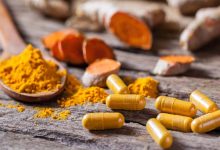 Avertissements médicaux concernant les compléments à base de curcuma : un risque sous-estimé pour la santé hépatique