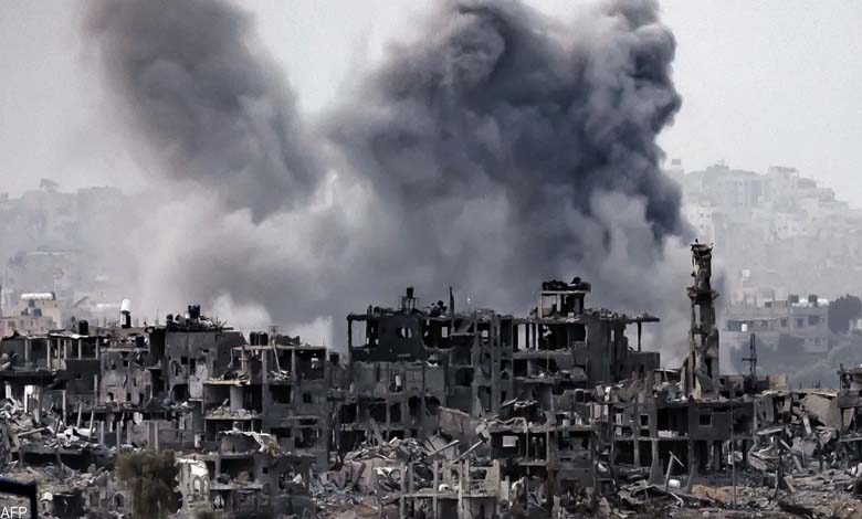 Guerre à Gaza : frappes israéliennes intensifiées et riposte à coups de roquettes