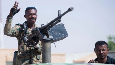 Les « non » des retraités secouent le Soudan : une voix de l’armée se soulève contre la guerre et les armes chimiques