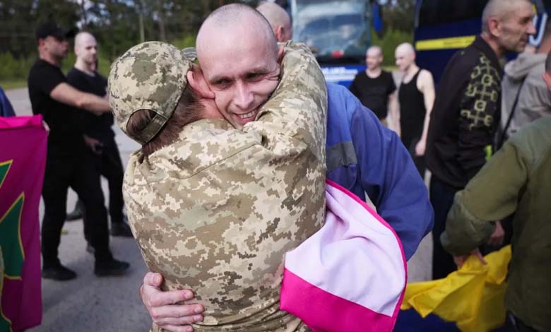 Un millier contre un millier : la Russie et l’Ukraine concluent leur plus grand échange de prisonniers