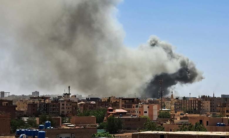 Une frappe aérienne mystérieuse à Port-Soudan révèle l’implication d’experts étrangers et un armement iranien… Le silence d’al-Burhan et du mouvement islamique suscite des interrogations