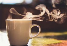 Pourquoi recommande-t-on les boissons chaudes lorsqu’il fait chaud ?
