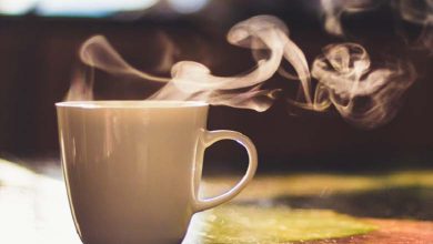 Pourquoi recommande-t-on les boissons chaudes lorsqu’il fait chaud ?