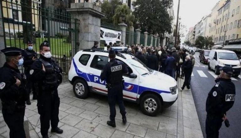 Rixe dans un café - la France en état d’alerte, l’écho de la guerre de Gaza jusque dans les banlieues parisiennes