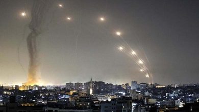 Une escalade majeure dans les attaques iraniennes : un missile à ogives multiples frappe le cœur d’Israël