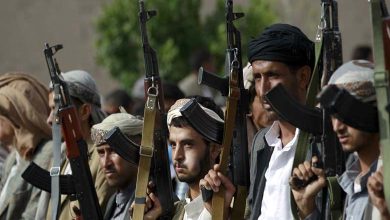Le fils du fondateur des Houthis sème le trouble : une nouvelle faction et des luttes internes