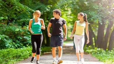 Marcher 7 000 pas par jour : un geste simple pour transformer votre santé