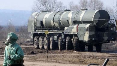 Message de guerre nucléaire : la main morte soviétique face au missile de l’apocalypse américain