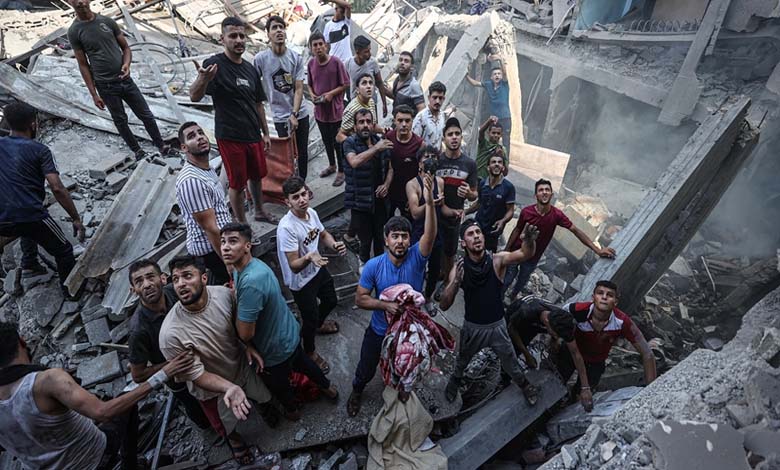 Un analyste politique palestinien : la situation humanitaire à Gaza est catastrophique et la pression internationale reste en deçà de la gravité de la crise
