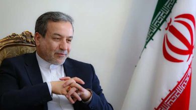 Washington impose de lourdes sanctions à Téhéran, Araghtchi réclame des réparations pour la guerre
