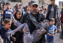 ‘’J’ai fait semblant d’être mort pour survivre’’: comment les files d’attente pour le pain à Gaza se sont transformées en cimetières