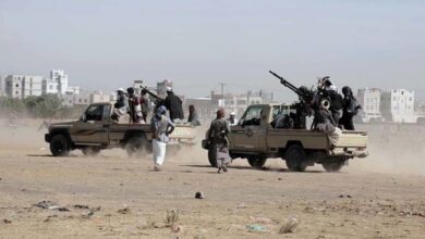 Alliances du terrorisme : décrypter la coopération entre les Houthis et Al-Qaïda