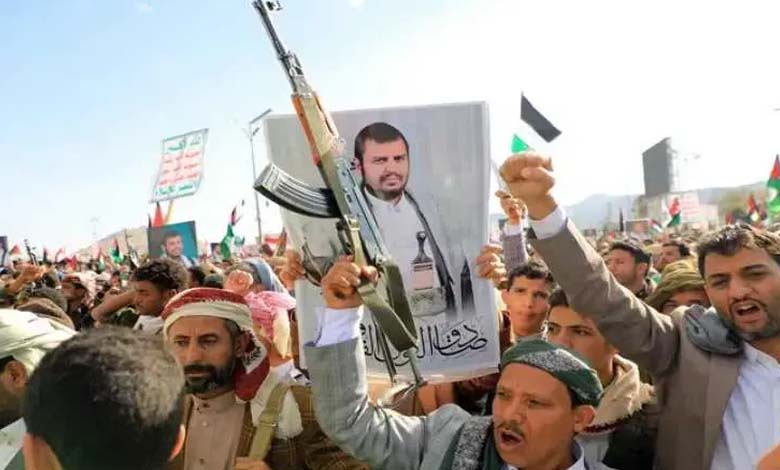 Ciblage de la vitrine administrative : des scénarios douloureux pour l’avenir des Houthis