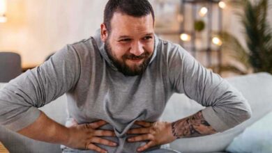 Comment les aliments et les compléments peuvent-ils aider à soulager les symptômes de la constipation ?
