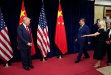 La rencontre de l’aéroport : pourquoi Trump et Xi ont-ils choisi le tarmac plutôt que les palais ?