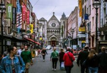 Les Frères musulmans en Irlande : mises en garde contre des financements suspects et appel à une enquête approfondie