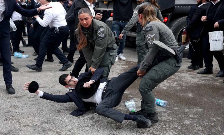 Les Haredim et le service militaire… Une confrontation de rue qui menace le gouvernement Netanyahu