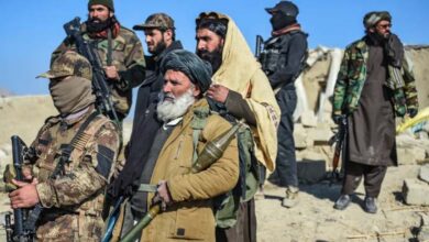 Les talibans pakistanais frappent de nouveau : voiture piégée et affrontements à la frontière