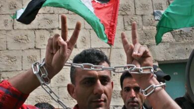 Visages et mémoire derrière les chiffres : les prisonniers palestiniens dans les prisons israéliennes