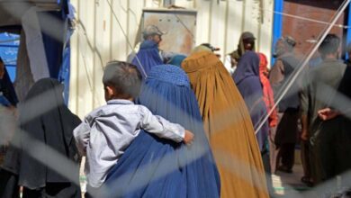 La tutelle complète… Les Talibans ramènent les femmes à une ère d’isolement au nom de la vertu