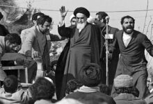 Lance, bouclier et empereur à genoux  : l’Iran brandit l’épée de l’histoire face à ses rivaux