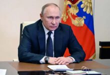 Le calendrier 2026 consolide l’habitude Poutine :  un homme pour chaque saison