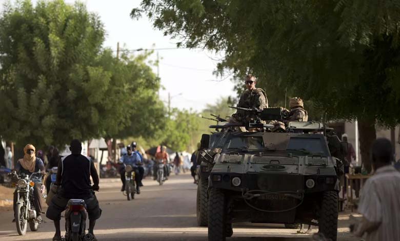 Le Mali en 2025 : Al-Qaïda étouffe le pays de l’or 