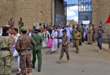 Qui sauvera Sakhr des griffes du parti Al-Islah ? L’histoire d’un jeune Yéménite englouti par les prisons des Frères musulmans et revenu sans voix