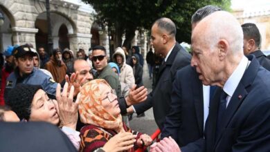 Saïed s’engage à protéger le pays contre les ingérences étrangères