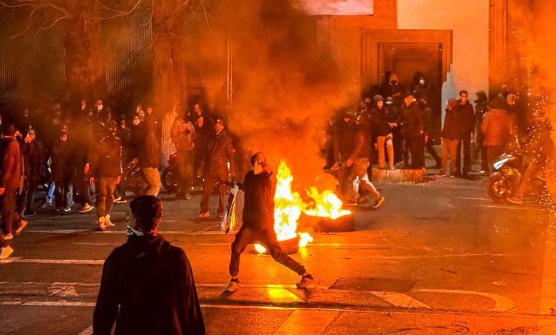 Fuite d’Iran : des pays occidentaux appellent leurs ressortissants à quitter immédiatement le pays