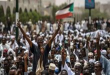 Ignorer les Frères musulmans… une faute stratégique qui fait échouer les approches occidentales pour mettre fin à la guerre au Soudan