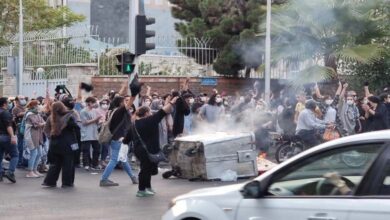 Mort d’un membre des forces Bassidj lors de manifestations dans l’ouest de l’Iran