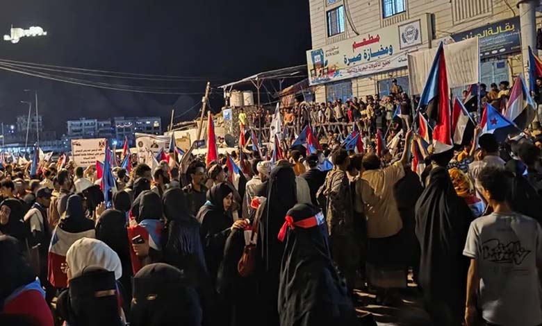 Le Conseil de transition du Sud condamne la répression des manifestations à Aden et réclame une commission d’enquête après la mort d’un manifestant