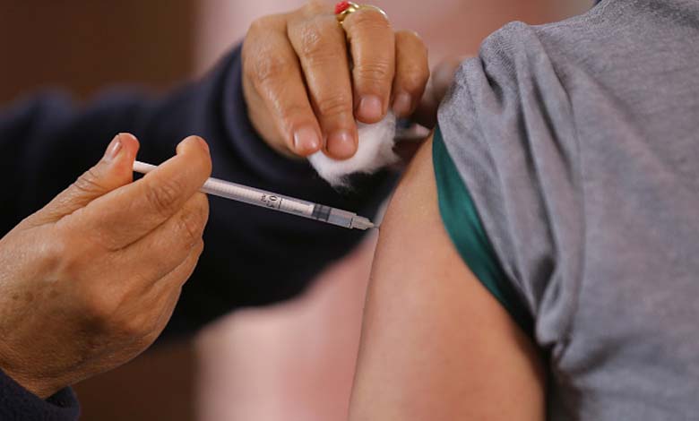 Le vaccin contre le papillomavirus humain pourrait-il réduire la fréquence des dépistages du cancer du col de l’utérus ?