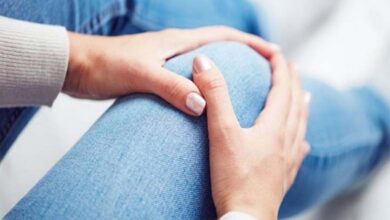 Pourquoi les femmes sont-elles plus exposées aux blessures du ligament croisé antérieur que les hommes ?