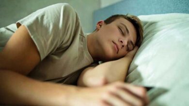 Se coucher avant 22 heures à l’adolescence peut protéger la santé cardiaque à long terme