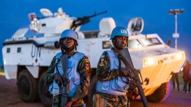 Casques bleus entre maintien et retrait… le financement étrangle des missions onusiennes en Afrique