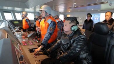 Le nucléaire maritime… Kim inspecte un destroyer et supervise un essai de missile au moment de la guerre avec l’Iran