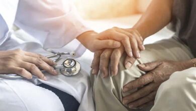 Les symptômes de la maladie de Parkinson diffèrent entre les hommes et les femmes : principales différences et implications médicales