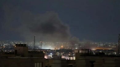 Obscurité à Téhéran après des frappes nocturnes… et bombardement d’un dépôt de munitions à Ispahan