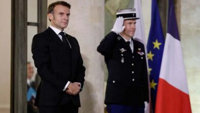 Une médiation sous les roquettes : Macron appelle Israël et le Liban à des pourparlers à Paris