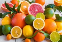 Le moment idéal pour consommer les agrumes : le matin ou après les repas ? Analyse des effets digestifs et métaboliques