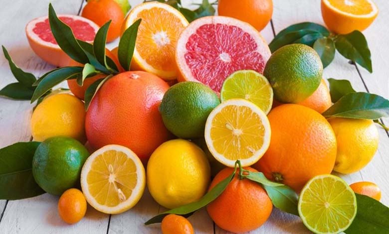 Le moment idéal pour consommer les agrumes : le matin ou après les repas ? Analyse des effets digestifs et métaboliques