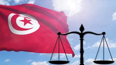 Les Frères musulmans en Tunisie en avril : des décisions judiciaires anéantissent les espoirs de retour et accentuent l’isolement